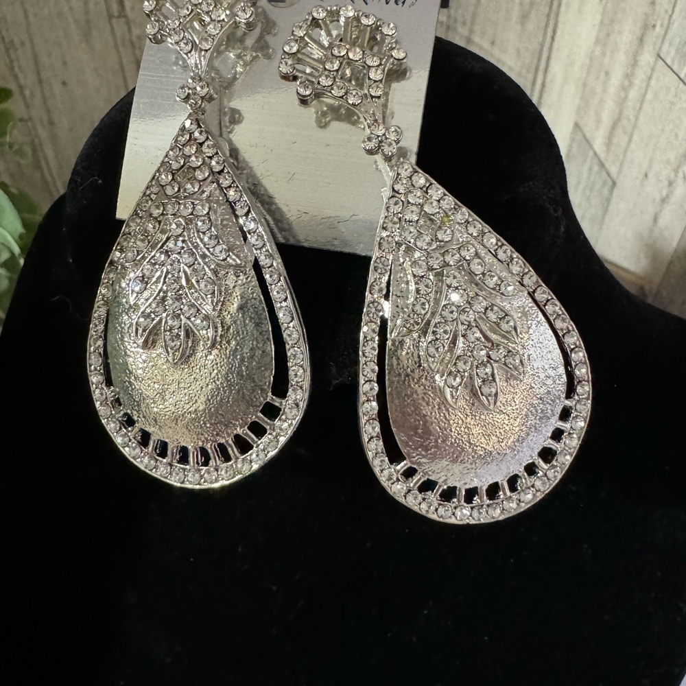 NEW ~ Fashion Rhinestone Statement Bridal Earrings